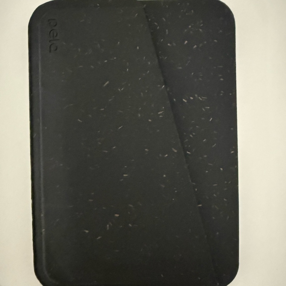 Black mini wallet